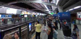プロンポン駅（Phrom Phong Station）